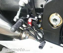 COMMANDE RECULEE LSL DROITE DE RECHANGE POUR 448062, GSXR 1000 '05-06