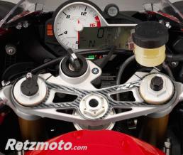 ONE DESIGN Prot�ge T de fourche Carbone pour BMW S 1000RR 2015 Format : 277,2x90,2mm.
