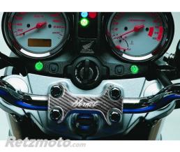 ONE DESIGN Prot�ge T de fourche Carbone pour Honda 600 HORNET '2004 Format : 101,4x54,1mm.
