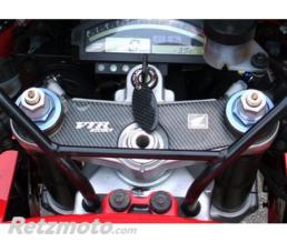 ONE DESIGN Prot�ge T de fourche Carbone pour Honda VTR SP1-SP2 Format : 273,9x73,7mm.