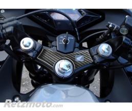 ONE DESIGN Prot�ge T de fourche Carbone pour Honda 125 CBR 2010-2015 Format : 138,7x48,9mm.