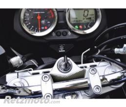 ONE DESIGN Prot�ge T de fourche Carbone pour Suzuki 650 bandit 2007-2010 Format : 67,9x40,5mm.