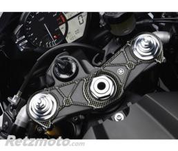 ONE DESIGN Prot�ge T de fourche Carbone pour Yamaha R1 2009-2011 Format : 266,4x83,5mm.
