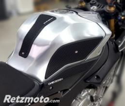 ONE DESIGN Prot�ge R�servoir HDR (4 Pi�ces) Format : 140.3x280.7mm / 51.4x299.5mm YAMAHA R1-R1M 2015/2018 Noir