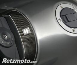 ONE DESIGN Prot�ge la zone de cl� Carbone Suzuki 600 GSR 2008-2010 Format : 168,6x67,6mm PROMO