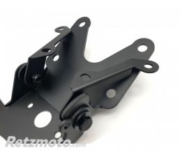 Support plaque immatriculation universel articul�