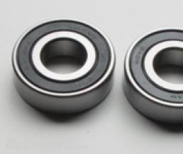 KIT ROULEMENTS DE ROUE ARRIERE + JOINTS SPYS POUR SR500 1988-93 ET XT500 1976-81