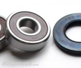 KIT ROULEMENTS DE ROUE ARRIERE + JOINTS SPYS POUR CBR1000F 1990-96 ET CBBR1100XX 1997-02