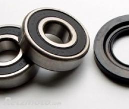 KIT ROULEMENTS DE ROUE ARRIERE + JOINTS SPYS POUR FZR1000 1991-95 ET XJR1200 1996-98