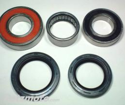 KIT ROULEMENTS DE ROUE ARRIERE + JOINTS SPYS POUR R1 '00-'01, XJR1300 '04-'06