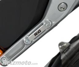 Caches orifices repose-pieds arri�re R&G RACING argent KTM 690 Duke/R
